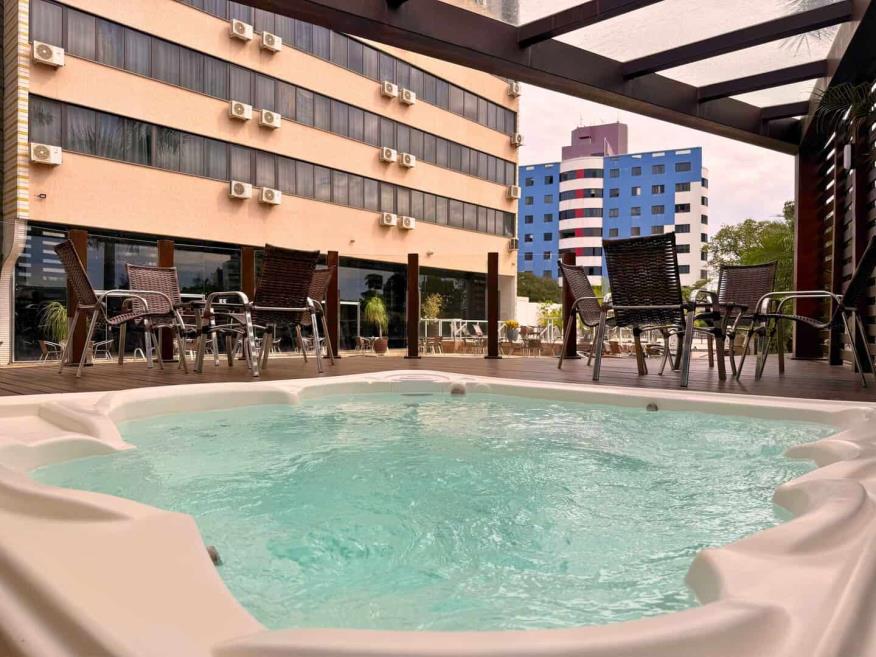 jacuzzi.jpg