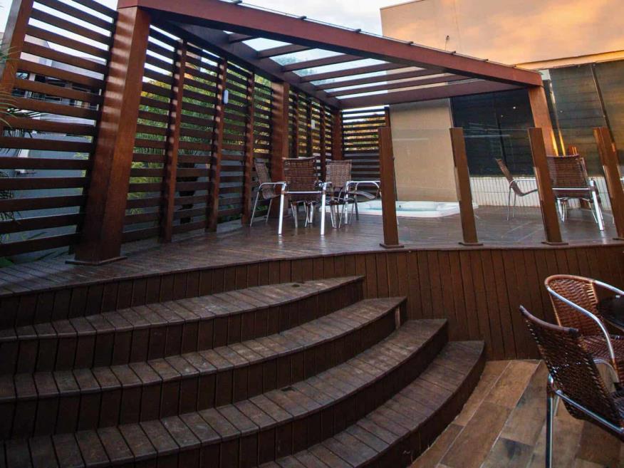 jacuzzi na piscina.jpg