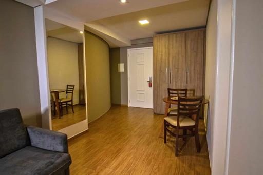 suíte executiva ante sala.jpg