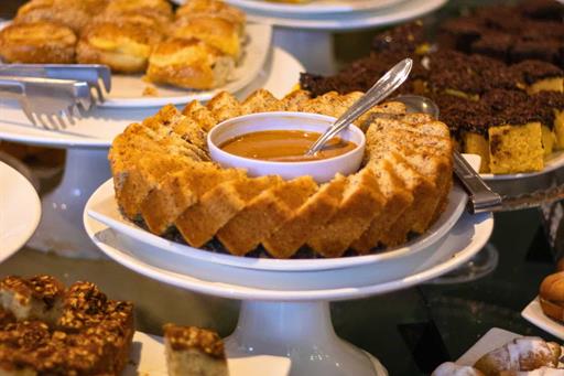 bolo de amendoin.jpg