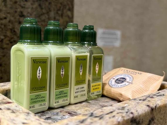 kit loccitane suíte master  e suíte executiva.jpg