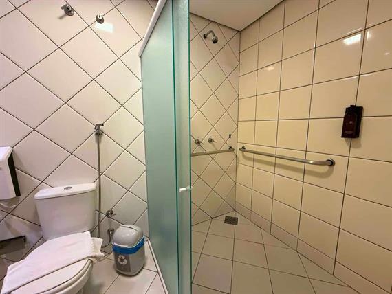 banheiro master 2.jpg