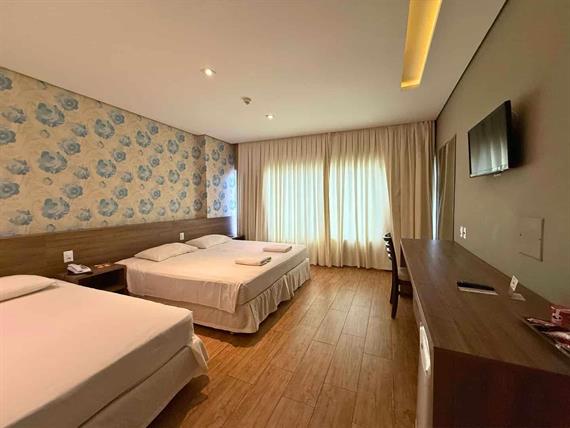 quarto triplo casal master (2).jpg