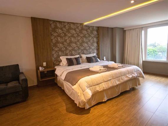 suíte master cama gb.jpg