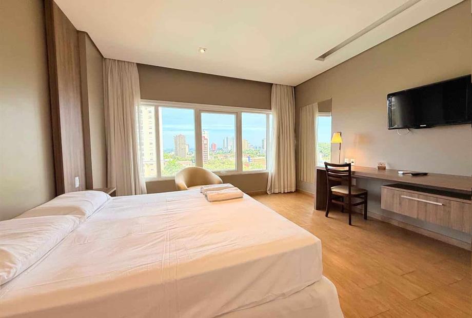 quarto casal master.jpg