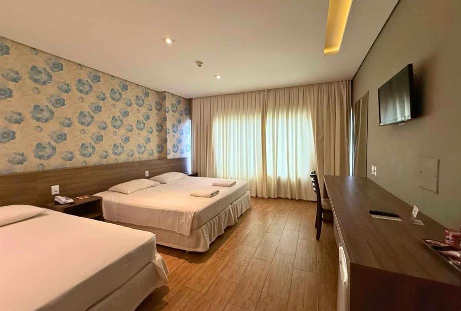 quarto triplo casal master (2).jpg