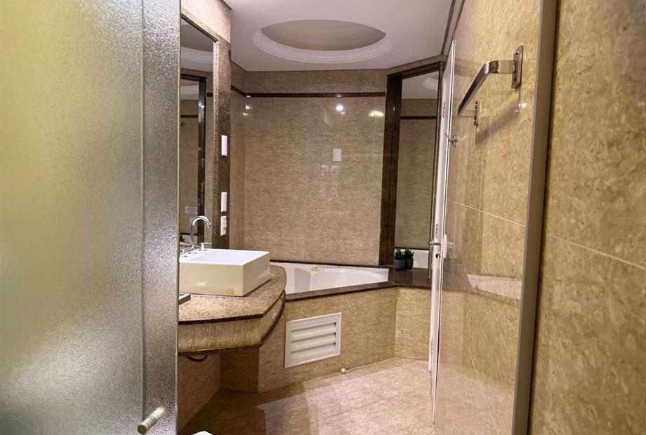 banheira suíte executiva.jpg