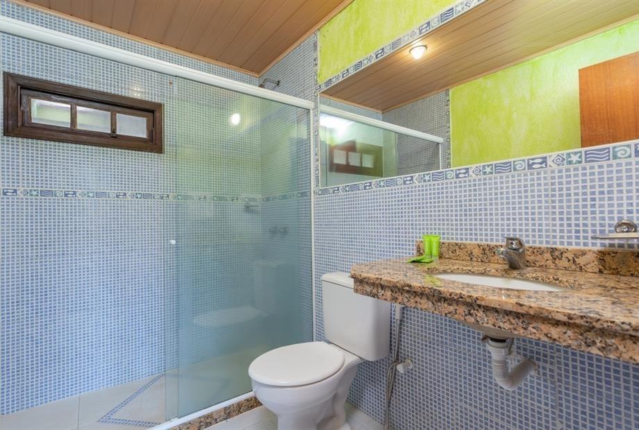 banheiro quarto quintuplo(1).jpg