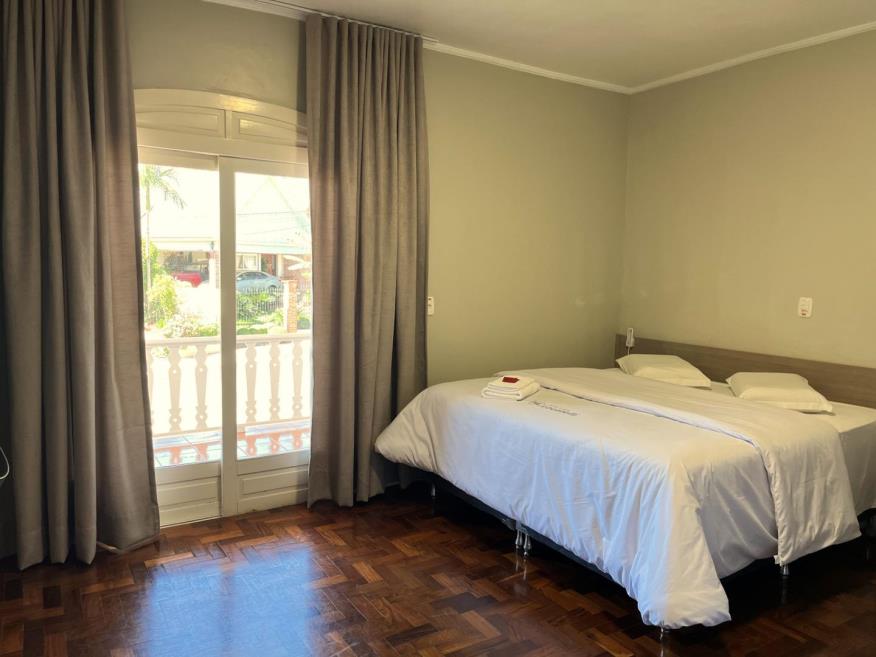 compressed_309_cama casal.jpg