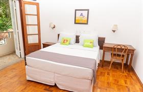 Pareja Superior con Balcón de VOA Hotel União