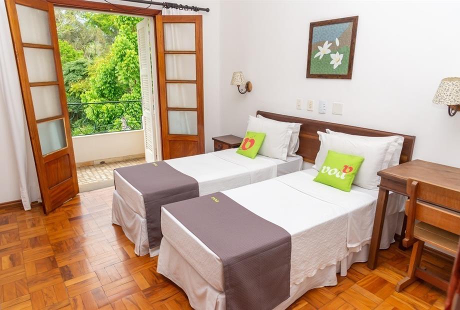 quarto união-sup 2 camas de sol. e varanda.jpg