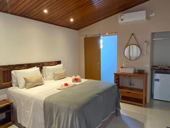 novo quarto guedes.jpg