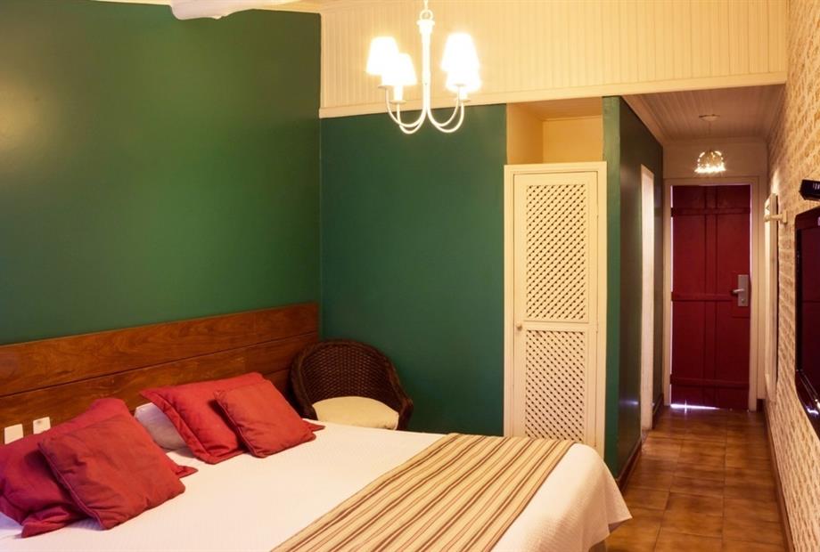 Menescal Standard  (1).jpg