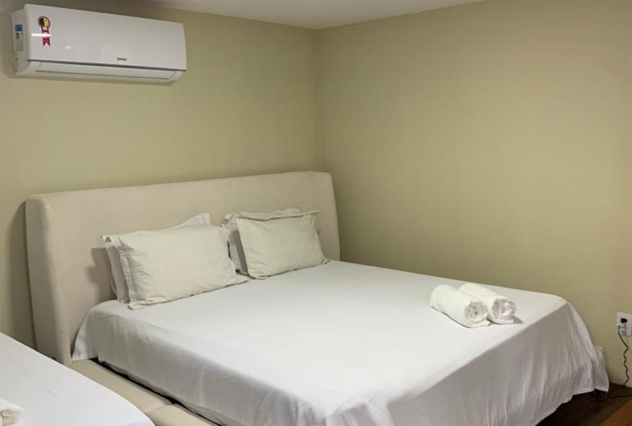 suíte vista vale quarto 5 (3).jpeg