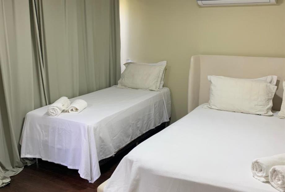 suíte vista vale quarto 5 (5).jpeg