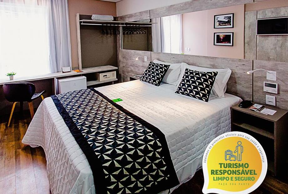 Suíte Luxo  Casal.jpg