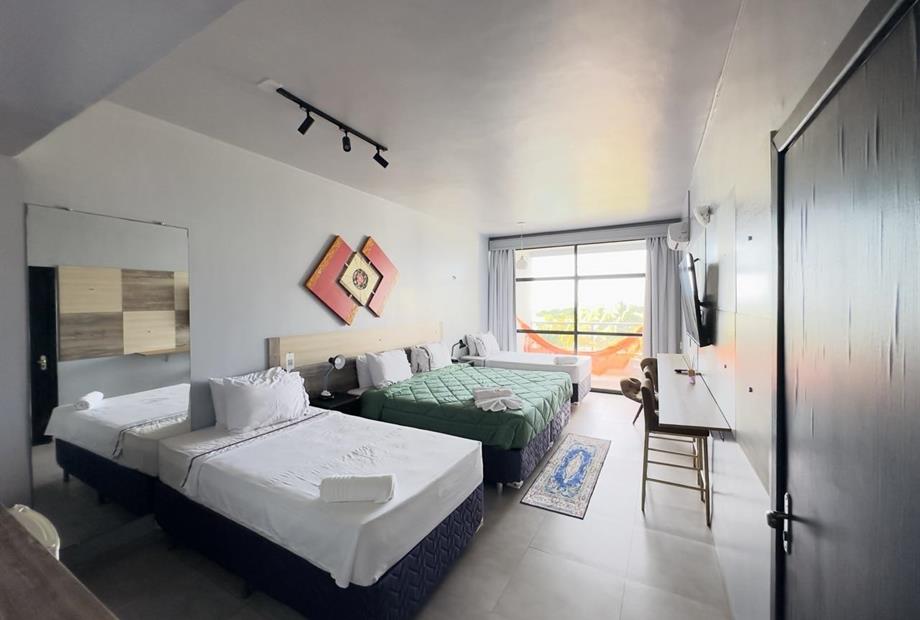 img_5970 grande.jpeg