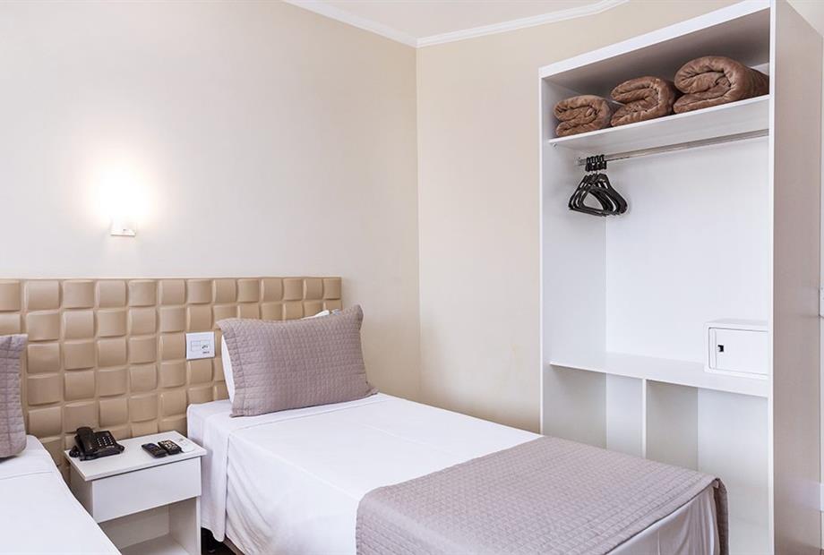 suíte tripla (2).jpg