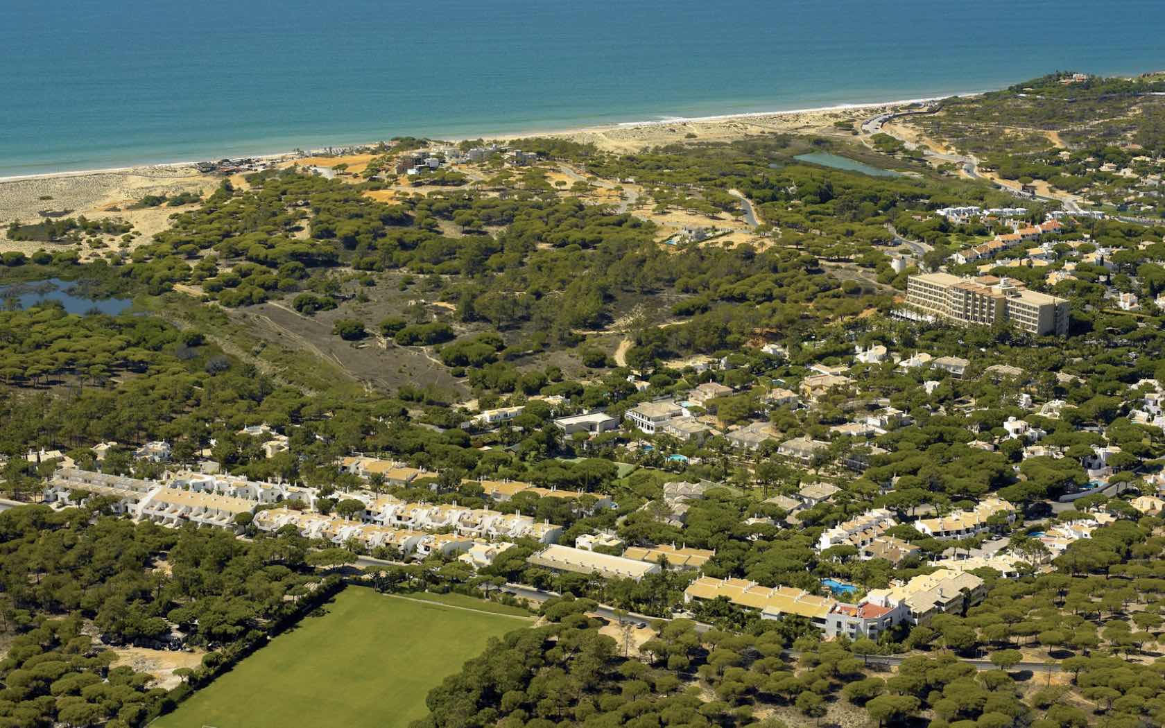 Vale do Garrao Villas