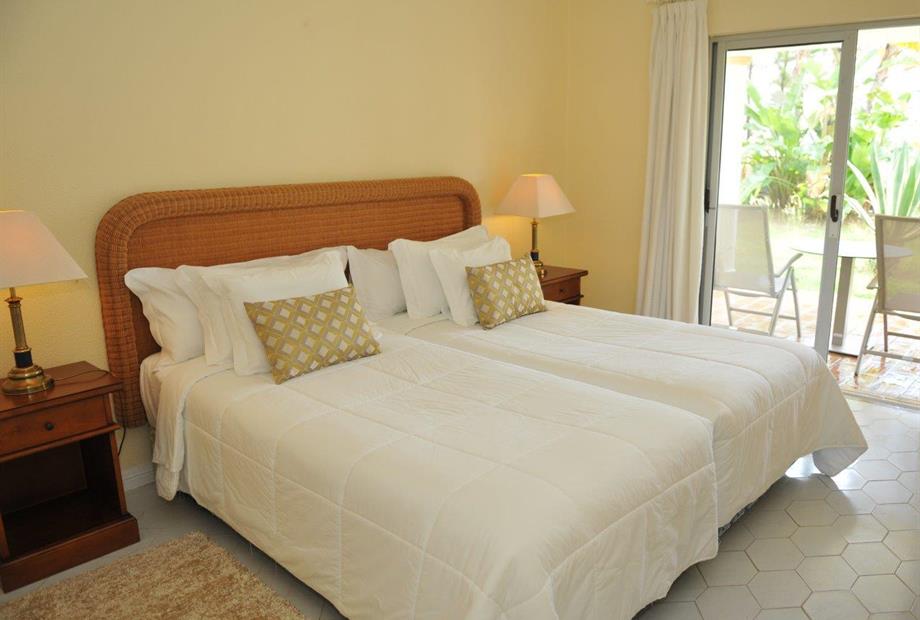 07 vale do garrao villas (1).jpg