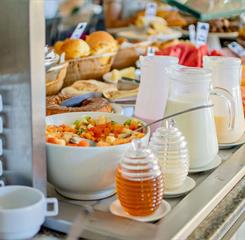 aram hotel (7) (1).jpg