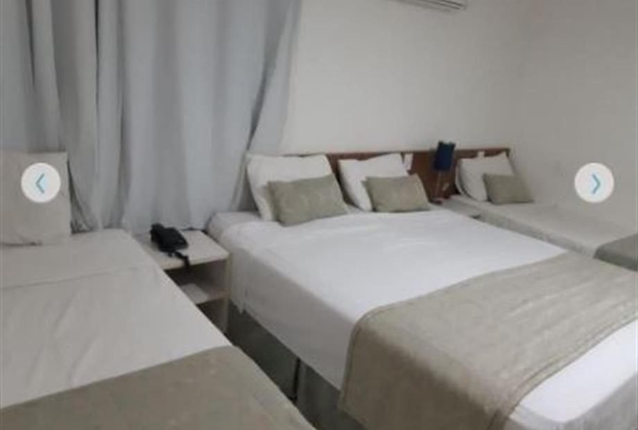 quarto família cama 1.jpg