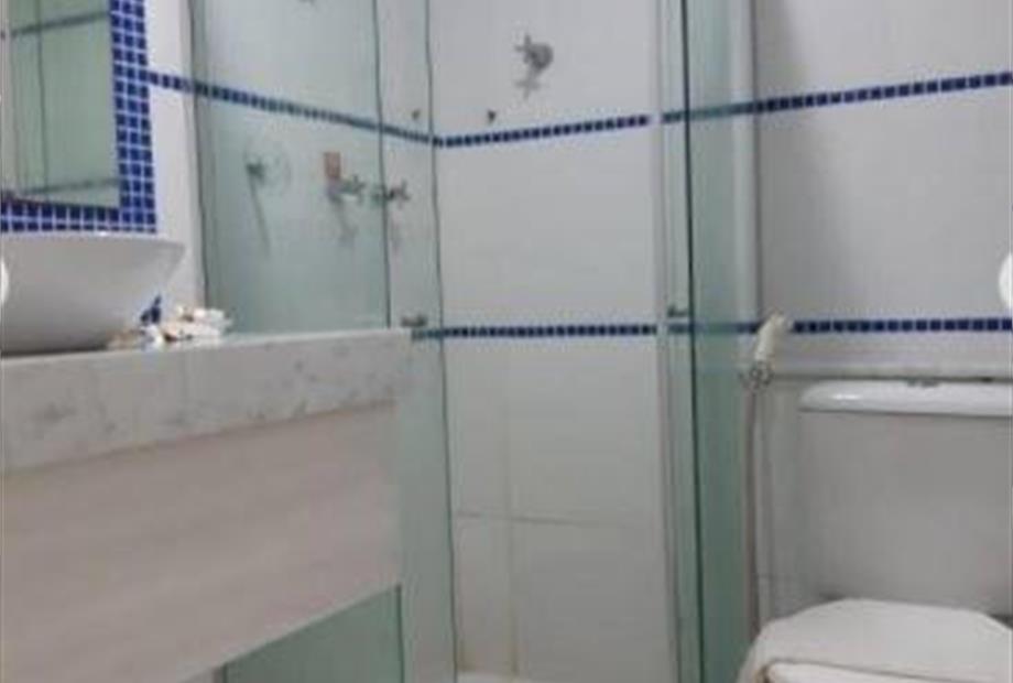 quarto deluxe banheiro.jpg