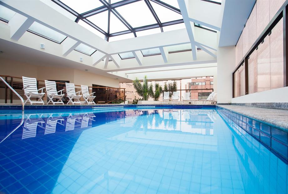 travel_inn_park_avenue-115 - piscina.jpg