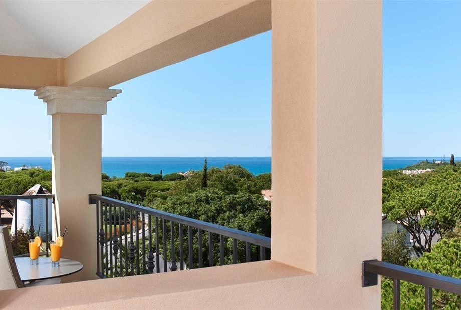 Ria Park Hotel & Spa_Suite.028.jpg