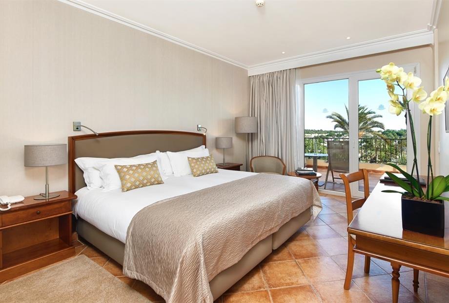 RPH_Family Room with Garden View.008.jpg