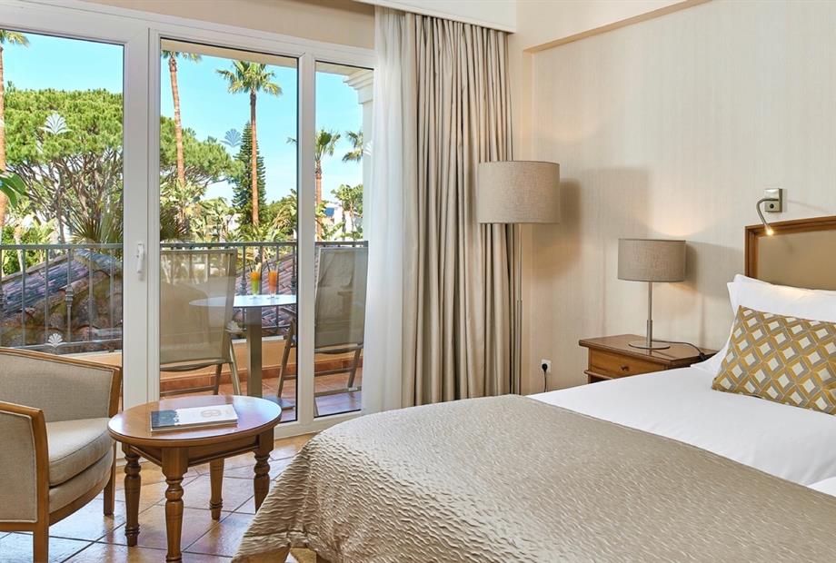 RPH_Standard Room.001.jpg