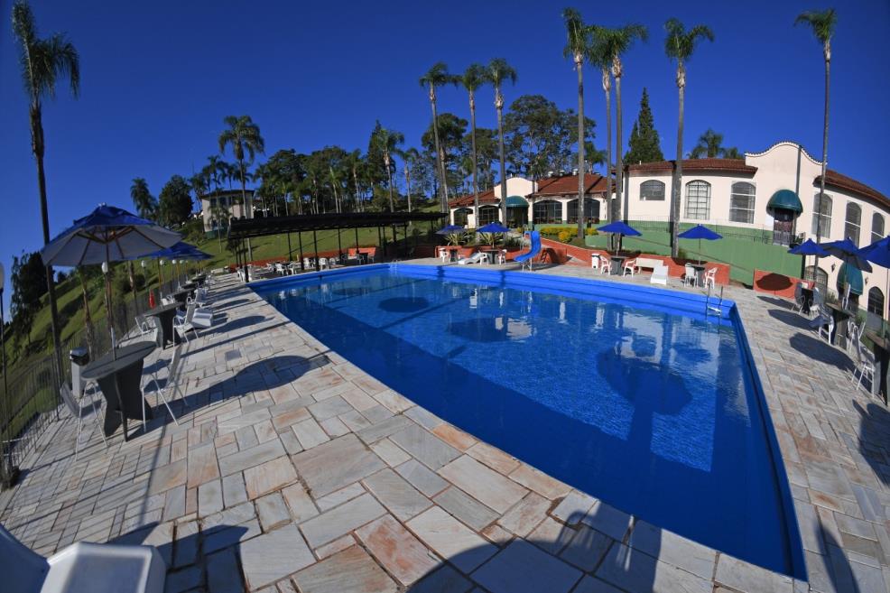 piscina r.jpeg