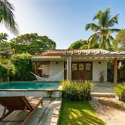 BANGALÔ MASTER C/ PISCINA