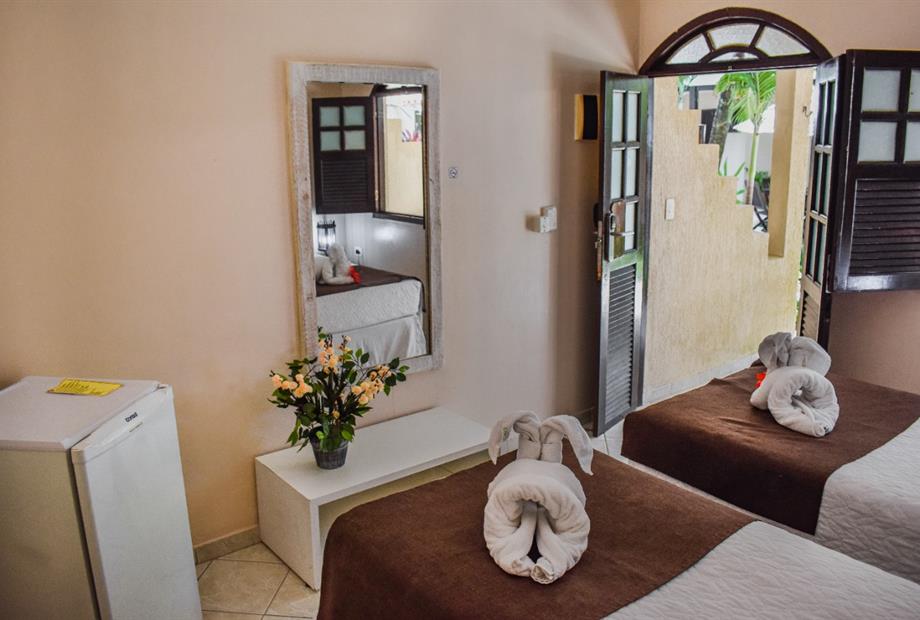 plus ambiente com 02 camas de solteiro i.jpg