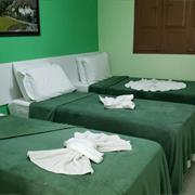 Quarto Triplo Solteiro 