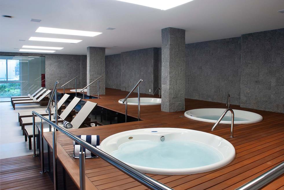 jacuzzi.jpg