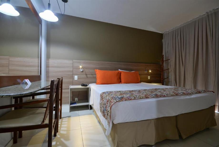 FRENTE MAR QUARTO.jpg