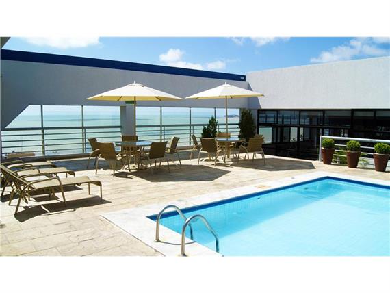 piscina02.jpg