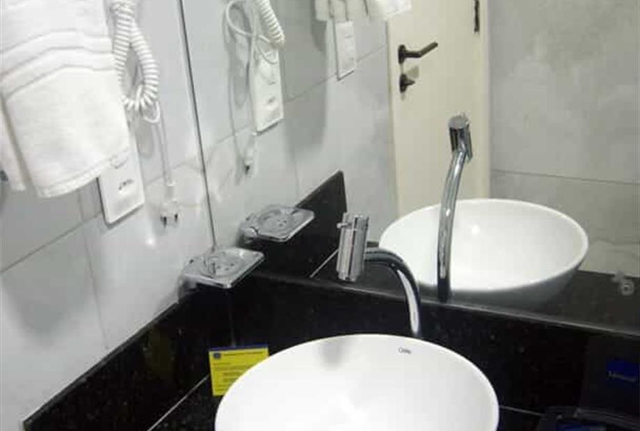 quarto e sala-----.jpg