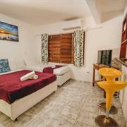 Quarto Triplo Superior