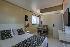 Quarto Duplo com Vista Lateral do Mar