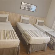 Standard Triplo com 3 Camas de Solteiro