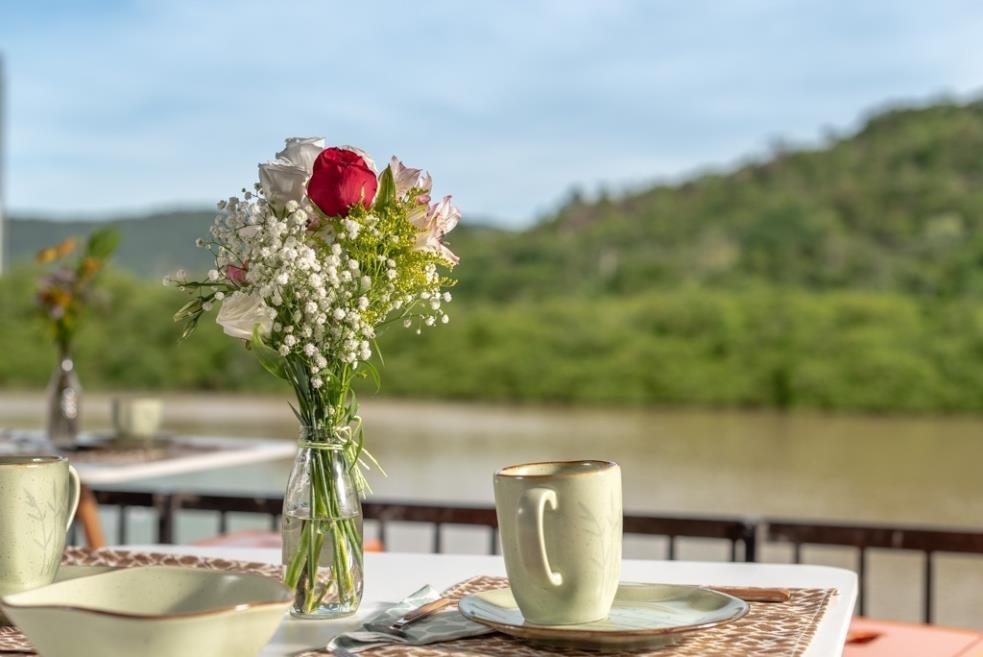 cafe-125.jpg