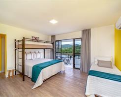 Suíte Master Quíntuplo Vista Rio (com banheira)