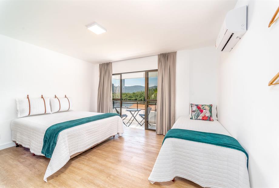 suíte master quádruplo vista rio - 03.jpg