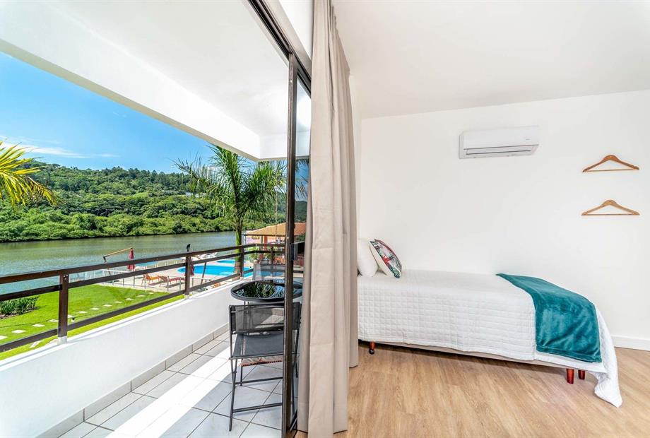 suíte master quádruplo vista rio - 10.jpg