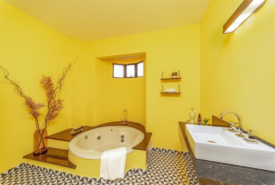 suíte master quíntuplo vista rio - 06 banheiro.jpg