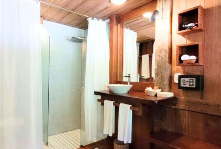 vila naia (1080 x 1600 px) (2).jpg