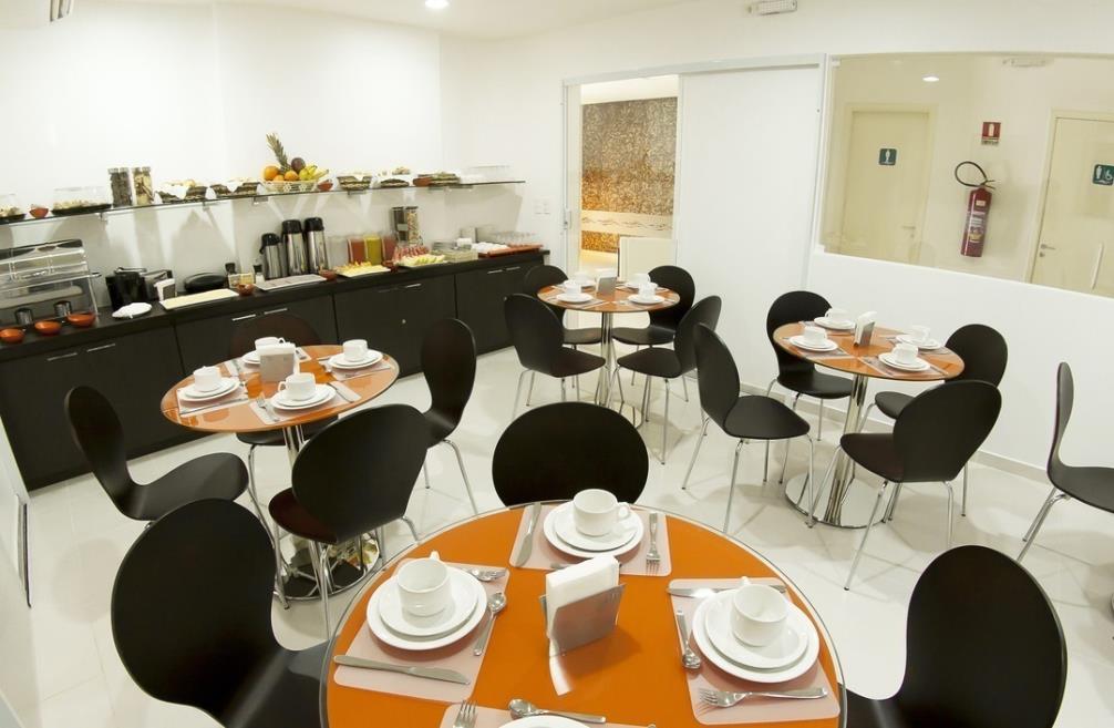 04 pousada ecomaceió - café da manhã.jpg