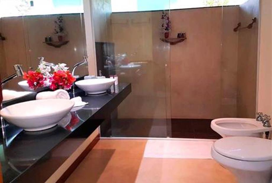 4 quarto 1 + banheiro 3..jpg